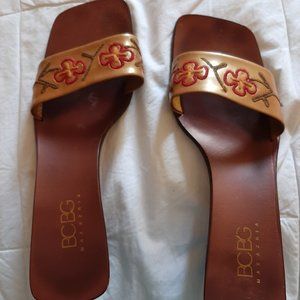 BCBGMAXAZRIA  Embroidered Slides